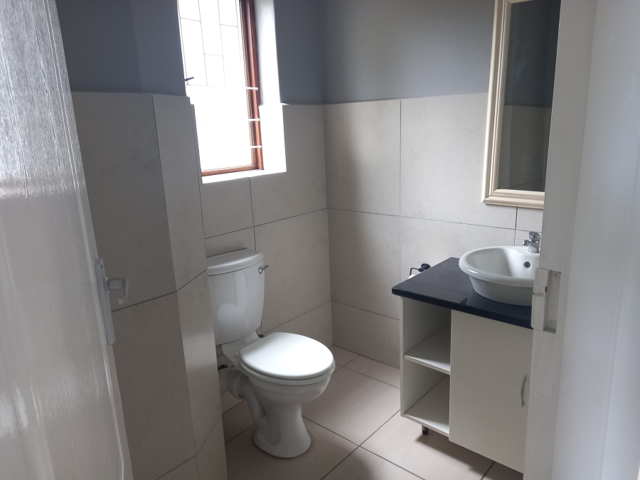 To Let 2 Bedroom Property for Rent in Old Place Western Cape